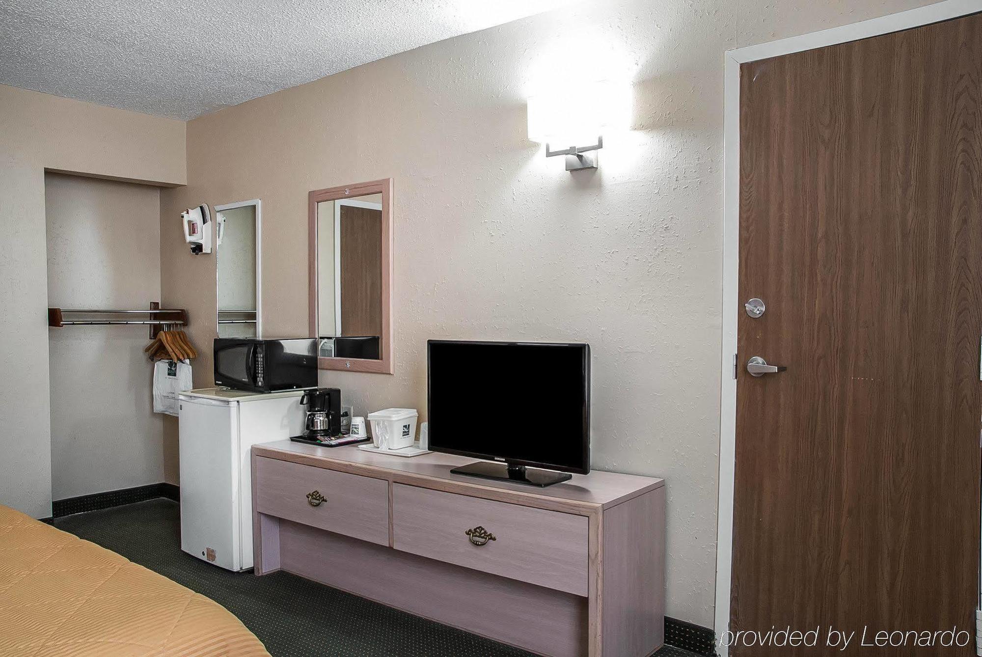 Quality Inn Near Six Flags St. Louis Pacific Eksteriør bilde